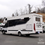 [중고] 2022년식 타이푼모빌 T820 : 쏠마린앤캠핑