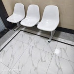 로비 야구장 벤치 흡연실 대기 버스정류장의자 세트 야외 8 싱글 의자 2개 미소 띤 얼굴 : 코코 글로벌 유통