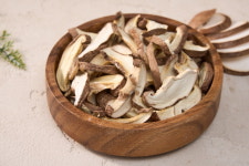 [솔바람농원] 쫄깃한 식감의 건표고 슬라이스[무농약] : 표고농장 솔바람