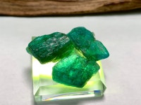 No.3937천연 블루“아파타이트” 원석3개 54ct / 천연광물 / 광물 / 별운석 : 별운석 보물섬