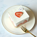 포켓파크 미니 케이크 조각 보틀 딸기생크림 : 포켓파크디저트