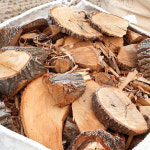 참나무장작 못난이 장작 15kg 자투리 화목 난로용 캠핑용 : 서경하우스