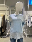 뉴 블루 아플리케 티셔츠 PW2E1TTO0400 : 신세계 여주 SJYP