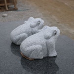 두꺼비 조경석 재물운 마당소품 석물 개구리 석재 장식 열매 국수 (32x22x20 높이) : 엑티브고