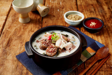 용가마 순대국밥 700g 국내산 토종 얼큰 순댓국 순대국 전골 캠핑 밀키트 : 용가마푸드