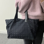 중고 샤넬가방 뉴 트래블라인 여성가방 토트백 데일리가방 명품감정서 S241216-04 : 와치 홀릭