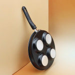 퀸센스 4구 에그팬 가스레인지 전용 브런치 계란 달걀 팬케이크 후라이팬 : 맘스키친