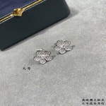 (폴나우x써지나인) 프리미엄 925실버 와일드 플라워 귀걸이 다이아 플라워 펜던트 : 폴나우