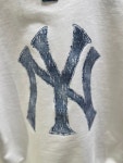 [MLB키즈] 7AMTM0451-50IVS 모노그램 데님아트웍 빅로고 맨투맨 뉴욕양키스 : AK플라자 수원 MLB키즈