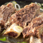 [신탄면옥] 30년전통 대전 로컬맛집 소 갈비탕 1kg x 2팩 (2인분) 밀키트 : 나를위한식탁