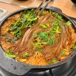 [솔밭곱창] 돼지곱창전골 밀키트 2인 / 순천 50년 전통 곱창전골 캠핑,집들이,술안주,간편요리 : 솔밭곱창