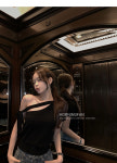 [리리레이지] fanfan 큐브 오프숄더 니트탑 2color : 리리레이지