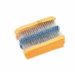 저항기는 금속 필름을 수행하고 저항은 1R 22M 1 100R 220R 1K 1,5 2,2 4,7 K 10K 22K 47K 220 1K5 2K2 4K7, 100 100K : 보루비