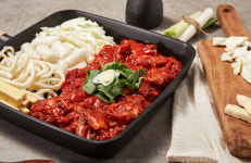 춘천 국내산 닭갈비 한입 닭갈비 1kg 보통맛 매운맛 간장맛 양념닭갈비 : 어반농수산