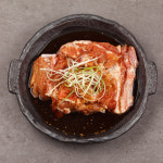 프리미엄 인삼 숯불 돼지갈비 수제 양념 왕갈비 칼집 목살 왕구이 1kg, 2개 : 힐링프레시