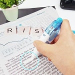 부드럽게 잘 붙는 수정테이프 순수 : 럭키상점