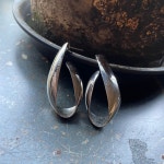 American Vintage Simple ribbon Earring : More Than