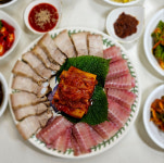 국내산 전라도 흑산도 홍어회 300g/2대50년째 숙성의달인/강진묵은지와 홍어삼합 즐기기 : 전라도김치강진묵은지