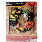 Bucilla 펠트 아플리케 벽걸이 17인치 2cm 브루 키트 2 43 x 마녀 43 x 화환 17 블랙 : 비엘엠