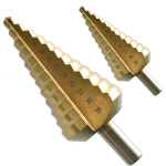 티타늄 생크 도금 고속 스트레이트 드릴 다기능 38mm 강철 스텝 드릴 파고다 삼각형 그루브 스텝 리밍 : 달달롱