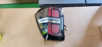 (중고)2024 더뉴 레이 EV 스타일옵션 없는 테일램프 운전석 92401 A3700 : 비주얼카