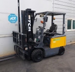 TCM 전동지게차 2.5톤 3단4800MM 힌지드포크 타이어신품  FB25-8 : 주식회사건우중기