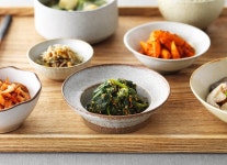 맛있으리 저염반찬배달 정갈한 반찬 4종 구성 정기배송 식단 : 맛있으리