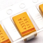 7343D SMD 캐패시터 10V 330UF 10V 334 D 10% 337A 100 개 : 린플렉스