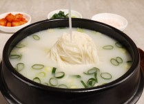 최가네4대곰탕 사골육수 곰탕 도가니탕 당일도축 소머리 사용 400g/600g : 최가네 4대곰탕