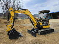 얀마 035급 중고 미니굴삭기 VIO35 2018년 6700시간 3종 코끼리집게 구성 매매 : 천하장사 굴삭기