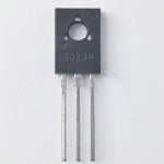 TO 126 에피텍셜 실리콘 트랜지스터 BD136 BD138 BD140 BD135 BD137 BD139 5A 45V 60V 80V BD135 : 맥스런트