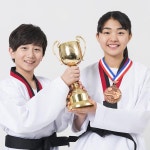 가라데 메달 51 스타일 이벤트 대회 훈련을위한 청동 아연 합금 교수형 장식 : 서원글로벌25