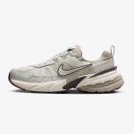 나이키 V2K 런 블랙 그레이 메탈릭 실버 서밋 화이트 FD0736 003 100 104 : 다이지나