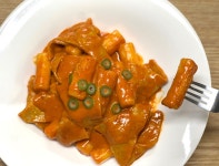 [로제떡볶이] 신풍시장할머니 최고급 생크림듬뿍 로제떡볶이650g : 주식회사 자연담소