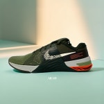 [국내매장판] 나이키 헬스화 메트콘 크로스핏 프리 트레이닝화 역도화 헬스 운동화 카키, 260 : 올에이비