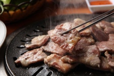 한돈 가장 돼지고기 다운 맛 목살 : 윤자매상점