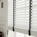 1+1 블랙댕기 우드블라인드 오동나무 원목 거실 베란다 창문 65x120 2개 : 아라크네