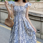 [엔터]러블리한 어깨 프릴과 스모크밴딩이 어우러진 섹시한 스퀘어넥 디자인 신상 플라워 패턴 원피스 : 엔마켓57