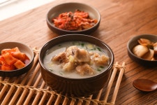 [우족탕650g] - 현풍할매 외손자집 곰탕 한우 밀키트 한우사골 간편식 보양식 우족탕 : 곰미당