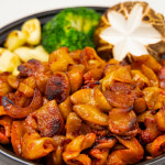 매콤 직화 돼지 곱창구이 200g 대구 훈제 생막창 캠핑음식 술안주 밀키트 요리 : 점빵아저씨