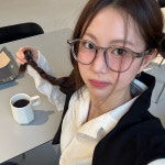클래식 뿔테안경 가벼운 아케마 스퀘어 안경테 B30 : 아이템 선글라스
