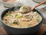 봉숙이식품 국내산 돼지 자취생 돼지국밥 200g : 봉숙이식품
