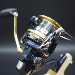 (주)윤성국내정식수입 시마노 불스아이 윤성보증 원투릴 카고 파워드라이브 고부하 설게 9100 : 시마노 공식몰 피싱밤