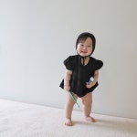 베이비 샬롬슈트 보넷세트 여아 8개월 신생아 백일 돌 아기옷 촬영룩 가족사진 여름 블랙 : 꿈가득옷장