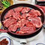 살치 갈비 부채 등심 우삼겹 대용량 소고기 세트 1.2kg : 한장금