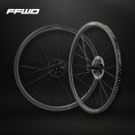 패스트포워드 로우 33 카본 휠셋 페포 FFWD RAW33 : 로그인터내셔널