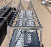 염소 사료 급여기 사육 급식기 급식통 사료통 길이 농장 건초 돼지 1m x 0.65m x 0.85m : 밍밍 마켓