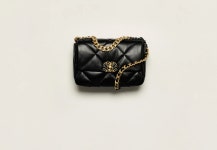 [샤넬] CHANEL 19 핸드백 : G. Aura