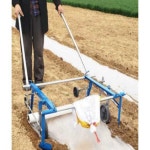 비닐 멀칭기 비닐씌우는기계 낮은 비닐멀칭기 0 3 1m 씌우는 포장 손쉬운 관리기 1 업그레이드 0 6 0 8m 조절 가능 : 이랜더