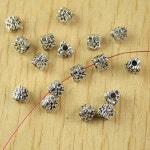 티베탄 실버 컬러 3 면 꽃 스페이서 비즈, 5.3mm 구멍, 1.9mm, H2455, 50 개 : 운김무역